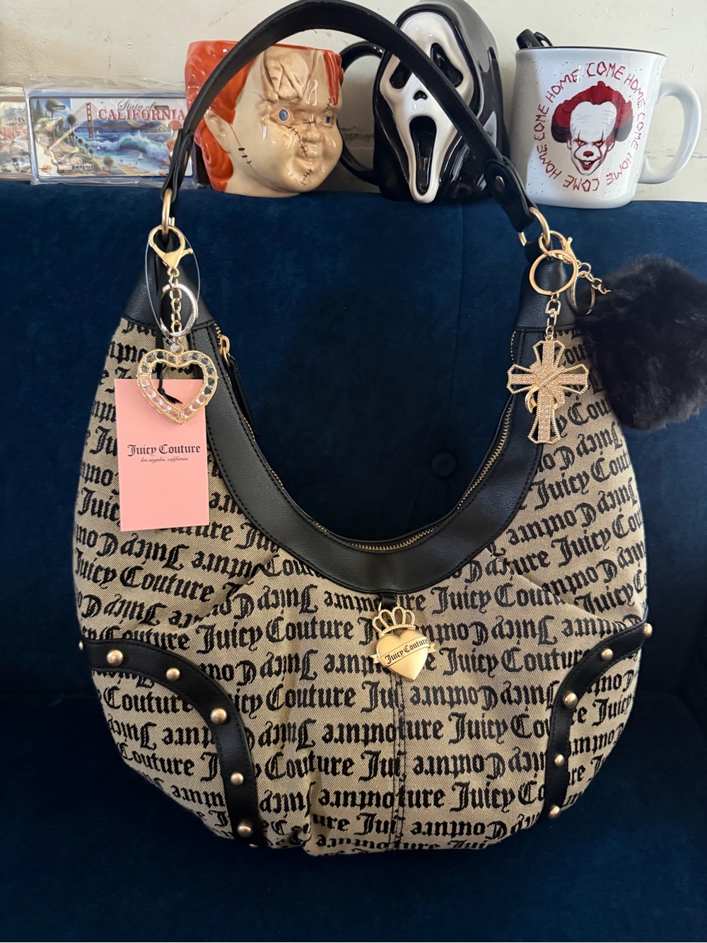 Juicy Couture Black & Beige Logo Hobo Bag really nice large size hand juicy bag